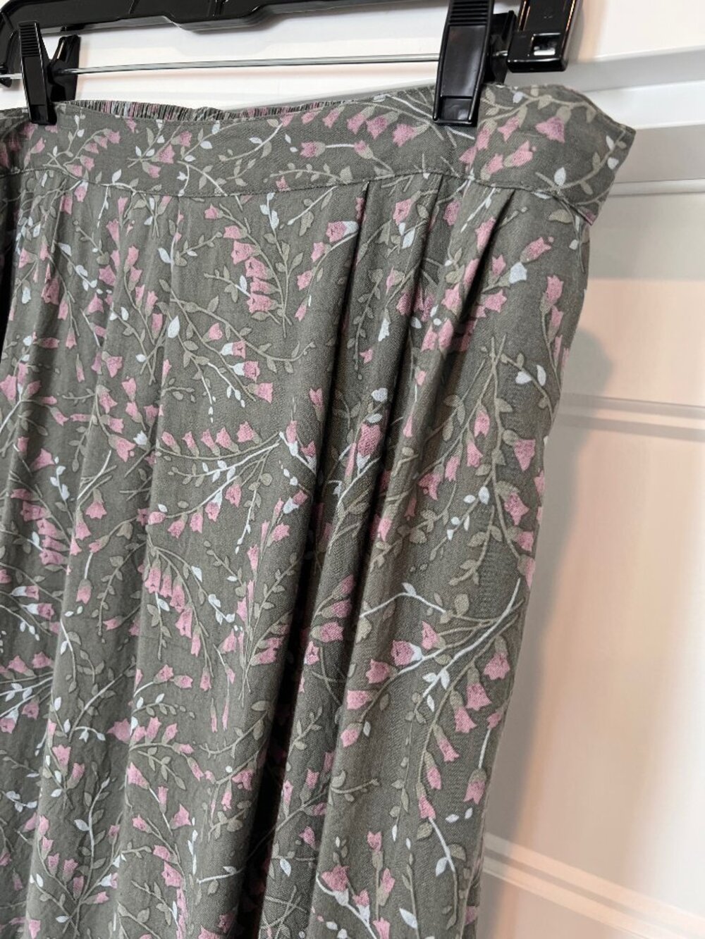 Vintage 90s Rayon Midi Skirt Floral Sage Green Teal Lavender, Large - Picture 4 of 8